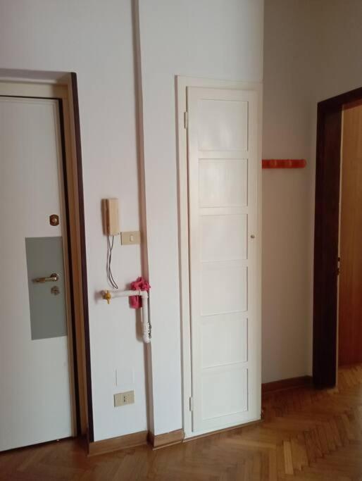 Appartamento In Centro Storico Trieste Exterior foto